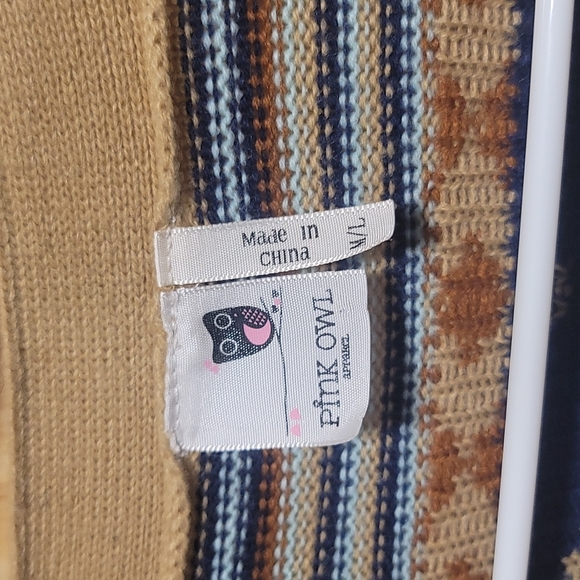 Cardigan - Picture 2 of 3